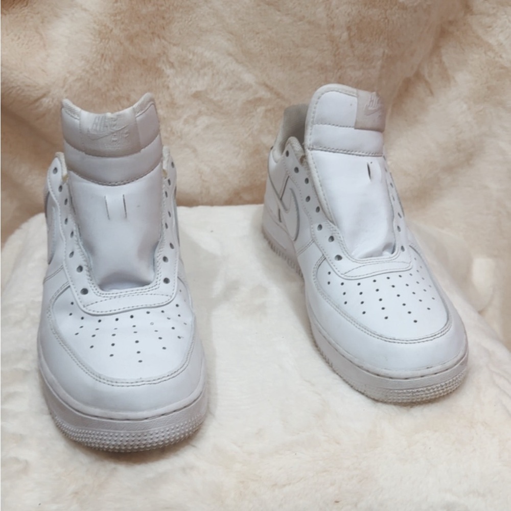 Nike White Air Force 1 Sneakers